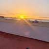 Отель Charmant Cabanon pied dans l'eau à Plage Manesmane!, фото 12