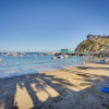 Отель Avalon Cottage < Half-mi to Beaches & Crescent Ave, фото 14
