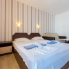 Отель Family Double Room in Dafinka Guest House, фото 13