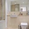 Отель South London 1 Bed Flat with Balcony, фото 5