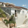 Отель Splendid Views from a Cozy Cottage with a Garden Terrace в Афинах