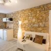 Отель GregBnb - Mur en pierre - Terrasse + parking privé, фото 27