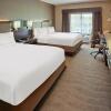 Отель Holiday Inn Express and Suites Columbus Edinburgh, an IHG Hotel, фото 10