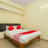 Отель OYO 28067 Shree Comforts, фото 7