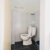 Отель RedDoorz Plus @ Jalan Gatot Subroto Medan, фото 10