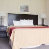 Отель Econo Lodge Inn & Suites Kamloops, фото 31