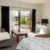 Отель Martinborough Experience B&B, фото 2