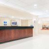 Отель Days Inn & Suites by Wyndham York, фото 2