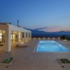 Отель Luxurious 6- Bed Private Villa in Heraklion Crete, фото 3