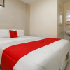 Отель RedDoorz near Maimun Palace, фото 6