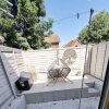 Отель Entire Apartment With sun Filled Private Garden, фото 9