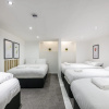 Отель Huge Modern Apt Sleeps 16 Super Central Location, фото 7
