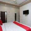 Отель OYO 23733 Surya Continental, фото 3