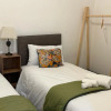 Отель Delightful Delta-studio Apt,walk-2leeds City,wifi, фото 4