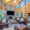 Отель Slopeside Lodge, фото 9