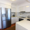 Отель Broadbeach Luxury Apartments, фото 6