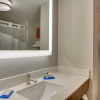 Отель Holiday Inn Express & Suites Atlanta N-Perimeter Mall Area, фото 10