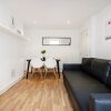 Отель London New Apartment With Private Garden, фото 5