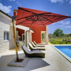 Отель Modern Holiday Home With Pool in Bratulici, фото 17