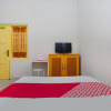 Отель OYO 3060 Al Fatih Guest House Syariah, фото 5