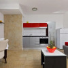 Отель Fully Equiped Beach Apartments With its own Balcony, фото 7