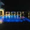 Отель Panoramic Sea, City and Mountain Views by City Garden Tower, фото 16