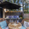 Отель Pine Beach Guest House in the Heart of Balnarring, фото 11