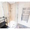 Отель Bright, Spacious 1BR Flat for 2 in Walham, фото 9