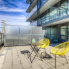 Отель Stylish New 2BR Luxury Condo w Parking, фото 14