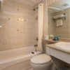 Отель Canadas Best Value Inn Calgary Chinook Station, фото 7