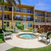 Отель South Padre Island Gulf Getaway W/ Pool 2 Bedroom Condo by RedAwning, фото 15
