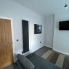 Отель Long Eaton Modern 4bed House, фото 3