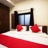 Отель Oyo 42732 Qlark Palace, фото 12