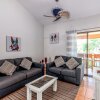 Отель Bromelia 6 - 2 BR Condo Just 2 Blocks From Beach and Town, фото 3