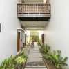 Отель ZenRooms Seminyak Gunung Athena, фото 10
