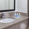 Отель Fairfield Inn & Suites by Marriott Houston Hobby Airport., фото 7