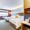Отель Holiday Inn Express & Suites Calgary Airport Trail NE, an IHG Hotel, фото 4