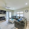 Отель Sunny Brigantine Townhome: Walk to Beach в Бригантине