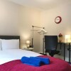 Отель Archway Garden Apartment в Лондоне