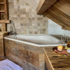 Отель Charming chalet 100m2, Heart of the 3 vallées, Meribel, Les Allues, фото 9
