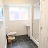 Отель Modern Comfy 2-bedroom Flat in St Helens, фото 5