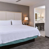 Отель Homewood Suites by Hilton Des Moines Airport, фото 30