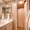 Отель The Lift Condominiums by Ski Country Resorts, фото 10