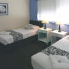 Отель Pacific Sands Holiday Apartments в Барроне