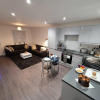 Отель Impeccable 2-bed House in Milton Keynes, фото 5