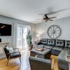 Отель Upscale Home 2 Blocks From Harbor W/2-car Garage, фото 3