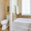 Отель Setting the Standard by Avantstay Luxury Villa, фото 9