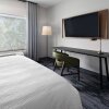Отель Fairfield Inn & Suites by Marriott Lake Geneva, фото 4