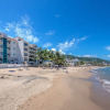 Отель WIVC Casa de la Playa Condo - Literally on the Beach with Swimming Pool & Jacuzzi, фото 13