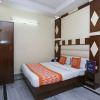 Отель OYO 6124 Lord Krishna Dx Inn, фото 4